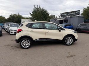 2015 Renault Captur 1.5 Dci Energy Dynamique Nav Euro 6 (s/s) 5dr in White — image 6
