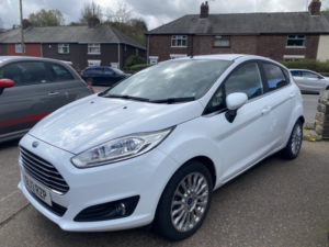 2013 Ford Fiesta 1.0 T Ecoboost Titanium in White — image 3