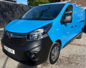 2016 Vauxhall Vivaro 1.6 Cdti 2900 Biturbo Ecoflex Panel Van 5dr Diesel Manual L2 H1 Euro 5 (s/s) (120 Ps) in Multicolour — image 2