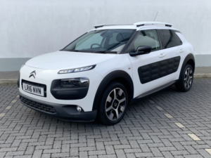 2016 Citroen C4 Cactus 1.2 Puretech Flair 5-Door in White — image 4