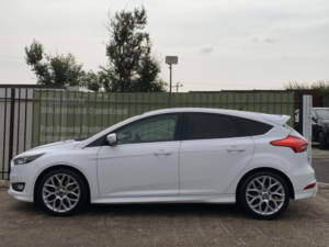 2015 Ford Focus 1.5 T Zetec S in White — image 5