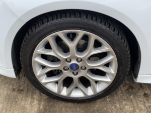 2015 Ford Focus 1.5 T Zetec S in White — image 6