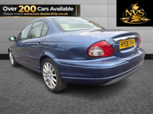 2006 Jaguar X-Type 2.0 D Classic in Blue — image 5