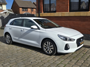 2018 Hyundai I30 1.0 I30 Se Nav 1.0t 120ps in White — image 2