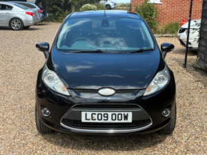 2009 Ford Fiesta 1.6 Titanium 5dr in Black — image 2