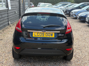 2009 Ford Fiesta 1.6 Titanium 5dr in Black — image 6