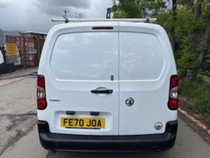 2021 Vauxhall Combo 1.5 Turbo D 2000 Edition L1 H1 Euro 6 (s/s) 4dr in White — image 6