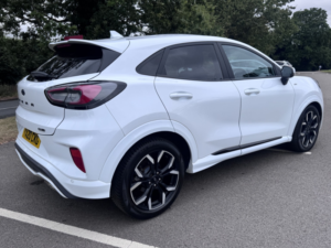 2020 Ford Puma 1.0 T Ecoboost Mhev St-Line X in White — image 2