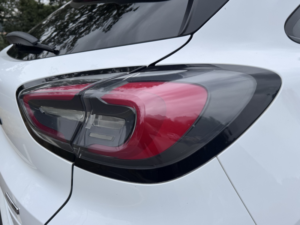 2020 Ford Puma 1.0 T Ecoboost Mhev St-Line X in White — image 5