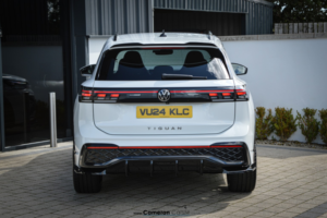 2024 Volkswagen Tiguan 2.0 Tdi R-Line in White — image 6