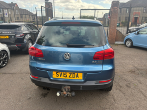 2015 Volkswagen Tiguan 2.0 Tdi Bluemotion Tech Match SUV 5dr Diesel DSG 4WD Euro 5 (s/s) (140 Ps) in Blue — image 4