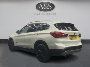 2017 BMW X1 2.0 X1 Sdrive18d Se in White — image 2