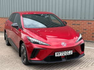 2022 MG Mg4 51kwh Se Auto 5dr in Red — image 2