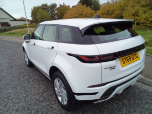 2019 Land Rover Range Rover Evoque 2.0 D180 R-Dynamic S Auto 4WD in White — image 6