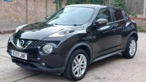 2017 Nissan Juke 1.2 Dig-T N-Connecta Euro 6 (s/s) 5dr in Black — image 4