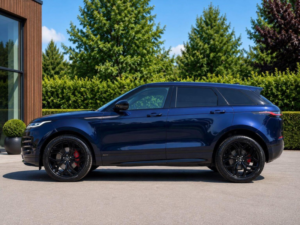 2021 Land Rover Range Rover Evoque 2.0 D200 Mhev R-Dynamic Se Auto 4WD Euro 6 (s/s) 5dr in Blue — image 5