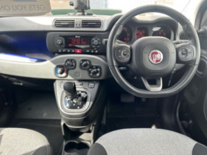 2016 Fiat Panda 0.9 Twinair Lounge Hatchback 5dr Petrol Dualogic Euro 6 (s/s) (85 Bhp) in Black — image 5