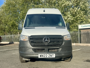 2022 Mercedes-Benz Sprinter 2.0 315 Cdi Progressive in White — image 5