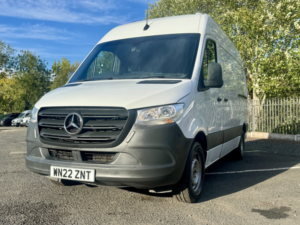 2022 Mercedes-Benz Sprinter 2.0 315 Cdi Progressive in White — image 6
