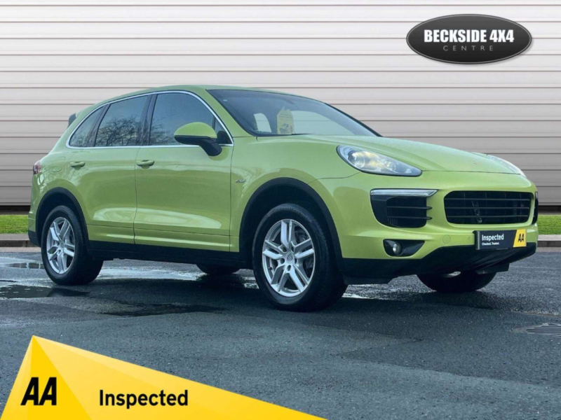 2015 Porsche Cayenne 3.0 Td V6 SUV 5dr Diesel Tiptronics 4WD Euro 6 (s/s) (262 Ps) Aa Inspected. in Green — image 1