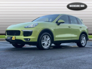 2015 Porsche Cayenne 3.0 Td V6 SUV 5dr Diesel Tiptronics 4WD Euro 6 (s/s) (262 Ps) Aa Inspected. in Green — image 5