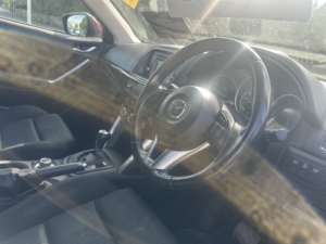2013 Mazda Cx-5 2.2 Skyactiv-D Se-L Nav in Red — image 3