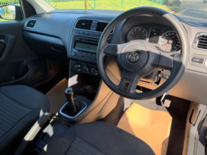 2011 Volkswagen Polo 1.4 Se Euro 5 3dr in Grey — image 2