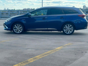 2015 Toyota Auris 1.8 Vvt-H Excel Touring Sports CVT Euro 6 (s/s) 5dr in Blue — image 5