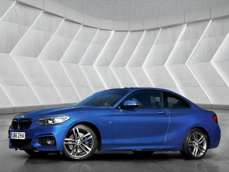 2016 BMW 2 Series 2.0 220d M Sport Auto Euro 6 (s/s) 2dr in Blue — image 1