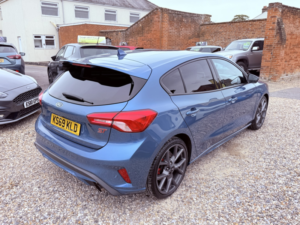 2019 Ford Focus 2.3 T Ecoboost St in Blue — image 6