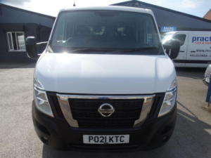 2021 Nissan Nv400 2.3 Dci 35 Tekna Fwd L3 Euro 6 (s/s) 4dr in White — image 2