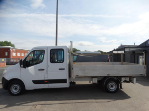 2021 Nissan Nv400 2.3 Dci 35 Tekna Fwd L3 Euro 6 (s/s) 4dr in White — image 5