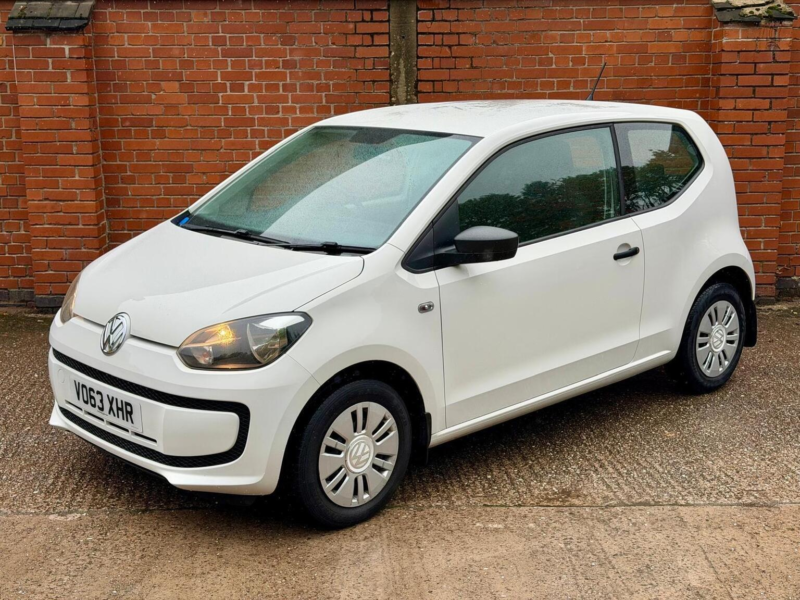 2013 Volkswagen Up! 1.0 Take Up! Euro 5 3dr in White — image 1