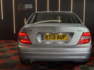 2013 Mercedes-Benz C Class 2.1 C200 Cdi Blueefficiency Executive Se in Silver — image 2