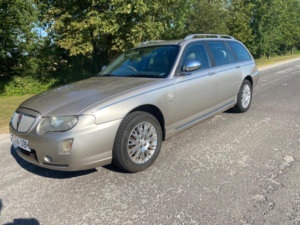2004 Rover 75 Tourer 2.5 V6 Connoisseur Se 5dr in Gold — image 5