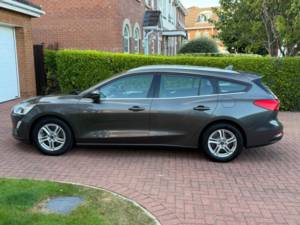 2019 Ford Focus 1.5 Ecoblue Zetec Euro 6 (s/s) 5dr in Grey — image 5