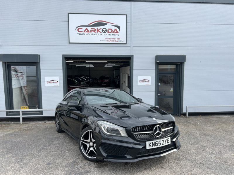2015 Mercedes-Benz Cla 2.1 Cla200d Amg Sport in Black — image 1