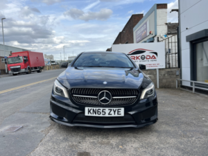 2015 Mercedes-Benz Cla 2.1 Cla200d Amg Sport in Black — image 5