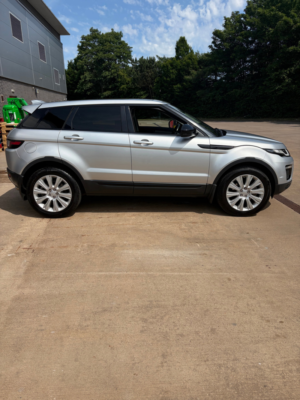 2016 Land Rover Range Rover Evoque 2.0 Td4 Se Tech SUV 5dr Diesel Auto 4WD Euro 6 (s/s) (180 Ps) in Silver — image 6