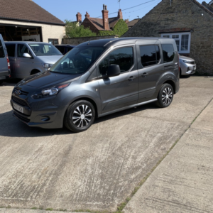 2018 Ford Tourneo Connect 1.5 Tdci Zetec in Grey — image 2