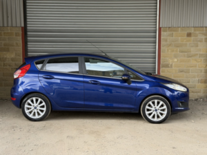 2015 Ford Fiesta 1.0 T Ecoboost Titanium in Blue — image 4