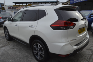 2019 Nissan X-Trail 1.7 Dci N-Connecta in White — image 4