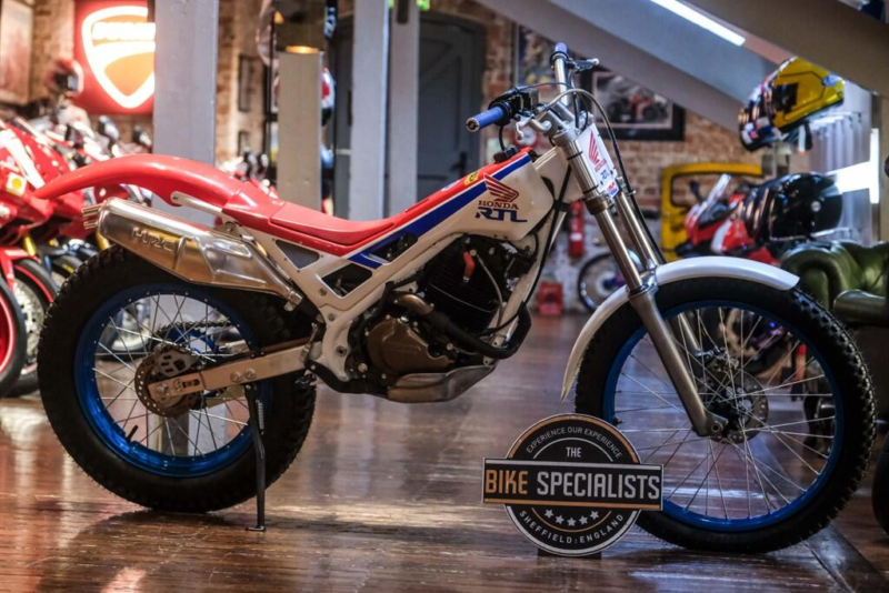 1989 Honda Unlisted * Honda Rtl 250 S - Original Example* in Multicolour — image 1