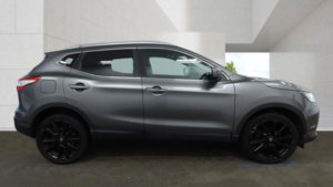 2015 Nissan Qashqai 1.2 Dig-T Tekna 2WD Euro 6 (s/s) 5dr in Grey — image 6