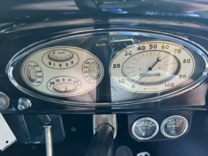 1934 Plymouth Cuda Ref 8728 - Plymouth Coupe Automatic - Nut & Bolt Restoration (rhd) in Black — image 6