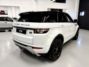 2013 Land Rover Range Rover Evoque 2.2 Sd4 190bhp Dynamic Auto in White — image 2
