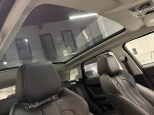 2013 Land Rover Range Rover Evoque 2.2 Sd4 190bhp Dynamic Auto in White — image 6