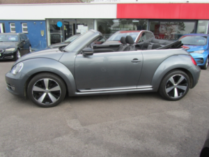 2016 Volkswagen Beetle 1.4 Tsi Bluemotion Tech Sport in Grey — image 2