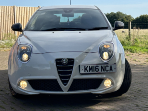 2016 Alfa Romeo Mito 0.9 Mito 875cc Tb Twinair 105 Bhp Collezione in White — image 4