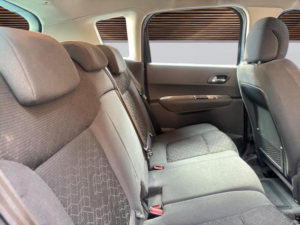 2014 Peugeot 3008 1.6 Hdi Active Euro 5 5dr in Blue — image 6